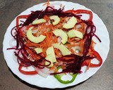 Foto del paso 1 de la receta: Ensalada fresca de pimientos y virutas de aguacate