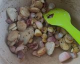 รูปขั้นตอนการทำที่ 2 ของ น้ำพริกข่าหมูสับใส่มะแขว่น🌶️🫚