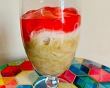 A picture of step 6 of 3 layered rice vermicelli in coconut milk sauce.