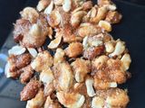 ડ્રાય ફ્રુટ ચીકી (Dry Fruit Chikki Recipe In Gujarati)