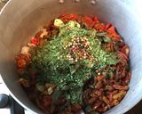 Une image de l'étape 8 de Sauce extra forte aux deux piments,oignons,tomates,gingembre et aromates.
