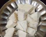 A picture of step 2 of Soft tofu masala curry.