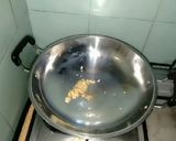 Foto langkah ke 1 dari resep Orak arik telur bakso.