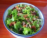 Foto del paso 2 de la receta: Ensalada de higaditos y tocino