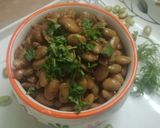 A picture of step 6 of Lima beans curry.