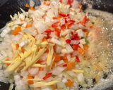 A picture of step 2 of Fried rice with leftover duck.