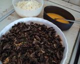 Gombás-sajtos "rakott" csirkemell recept fázis 3 fotója