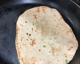 होममेड मटर कुलचा(homemade matar kulcha recipe in hindi) रेसिपी चरण 10 फोटो