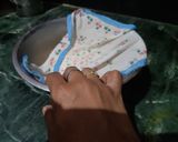 A picture of step 4 of Amritsari aloo kulcha.
