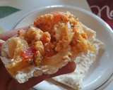 Foto del paso 4 de la receta: Huevos con tomate y cebolla