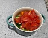 A picture of step 2 of Grapefruit salad.