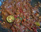 Foto langkah ke 3 dari resep Sambal Petis Jeruk.