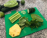 Foto del paso 1 de la receta: Jugo Verde con Toronja