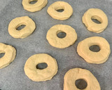 Foto del paso 8 de la receta: Donuts con cobertura de chocolate