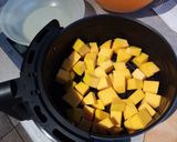Foto del passaggio 3 della ricetta Zucca al rosmarino in friggitrice ad aria