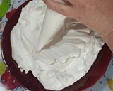 Une image de l'étape 9 de 🍓Meringue Fraise Chantilly Coco Vanille.