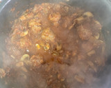 Foto del paso 4 de la receta: Fideos de Montaña con butifarra de calçots, champiñones, sobrasada y “camaiot”