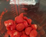 A picture of step 1 of Vanilla & Strawberry Chia Pudding. 😘.