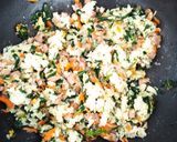 Foto langkah ke 4 dari resep Bola Bola Nasi Sayur Ngumpet.