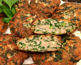 Foto del paso 7 de la receta: Hamburguesas de pollo con espinacas