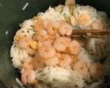 Foto del paso 9 de la receta: Noodles al ajillo y camarones