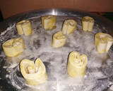 Foto del paso 8 de la receta: Formas de masa hojaldre