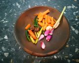 Foto langkah ke 3 dari resep Chicken Sinigang.