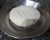 A picture of step 2 of Lachay dar Till walay parathay.