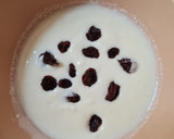 Foto del paso 2 de la receta: Smoothie bowl de yogur 🍎 con manzana, pasas, canela y nueces