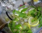 صورة لخطوة 2 من وصفة عصير الانتعاش 😋