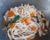 Foto langkah ke 6 dari resep 17. Mie haufan jantung hati🥰.