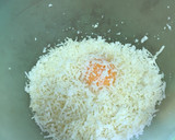 Foto del paso 3 de la receta: Pizza con masa de coliflor