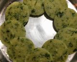 A picture of step 5 of Coriander Rice Idli.