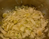 Foto del paso 2 de la receta: Crema o puré de calabacín