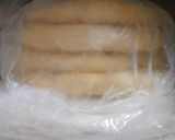 Foto langkah ke 5 dari resep Frozen base Pizza.