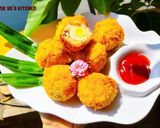 Hình bước làm 3 của món Trứng cút bọc thịt chiên xù