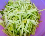 Foto langkah ke 1 dari resep Tumis Kembang tahu seledri.
