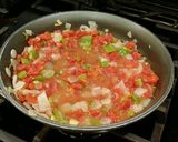 A picture of step 2 of Potatoes Bravas.