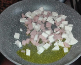 Foto del paso 1 de la receta: Ñoquis con revuelto de acelgas y queso fresco