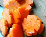 Foto langkah ke 2 dari resep Sup jamur kancing.