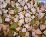 वर्षभराचे कैरीचे लोणचे (kairiche lonche recipe in marathi) रेसिपी स्टेप 2 फोटो 