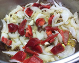 Foto del paso 1 de la receta: Filetes de cabeza de cerdo con hierbas aromáticas