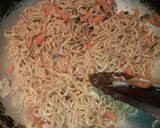 Foto langkah ke 3 dari resep Mie goreng ala aku.