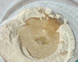 Foto del paso 2 de la receta: Medialunas veganas semi integrales