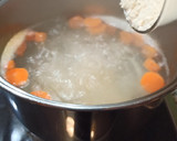 Foto del paso 2 de la receta: Arroz blanco hervido con zanahorias