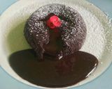 Foto langkah ke 9 dari resep Molten Choco Lava Cake.