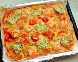 Foto del paso 11 de la receta: Pizza de alcachofa y langostinos