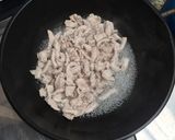 รูปขั้นตอนการทำที่ 3 ของ หมูผัดกะปิ #อาหารไทยง่ายๆ