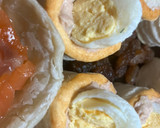 Foto del paso 4 de la receta: Vol au vent con paté de melva y huevo de codorniz
