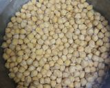 A picture of step 1 of Chickpea Chilli Rice.